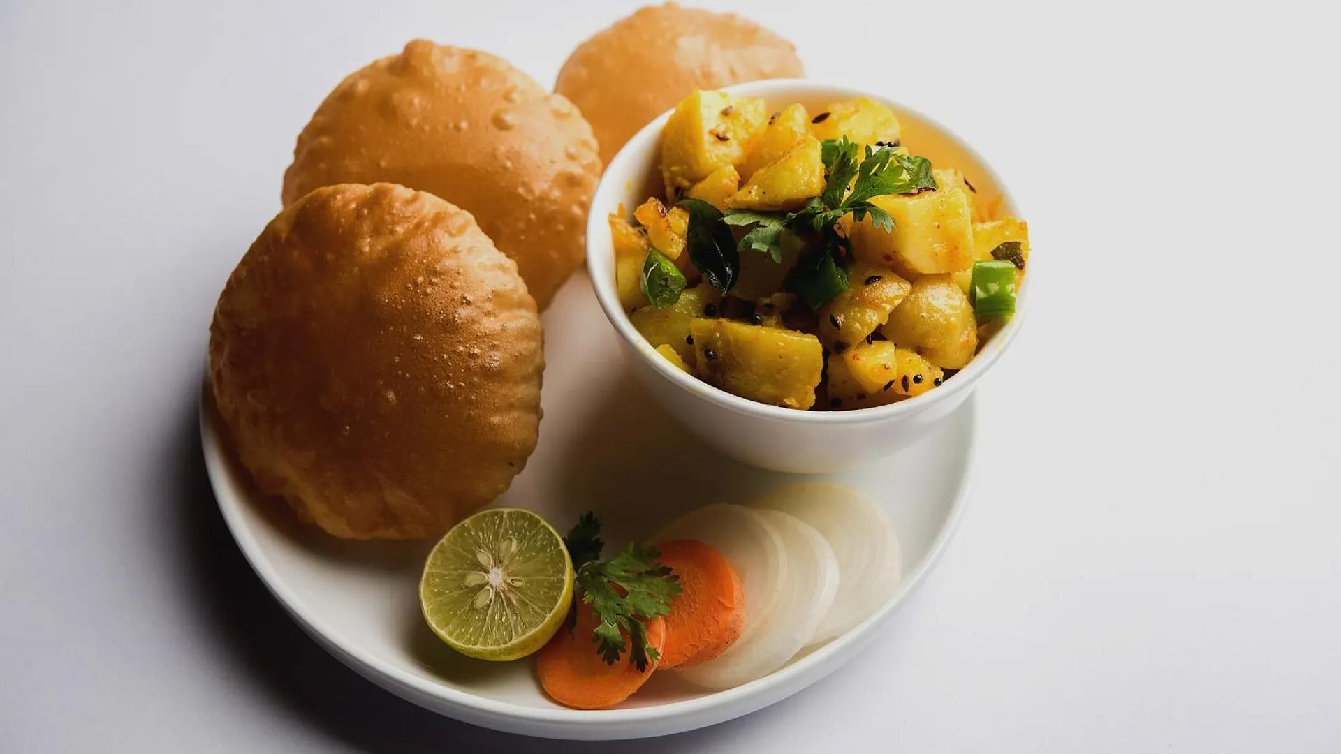 Hotel O Pop Royal Guest House Near Omaxe Celebration Mall Gurgaon